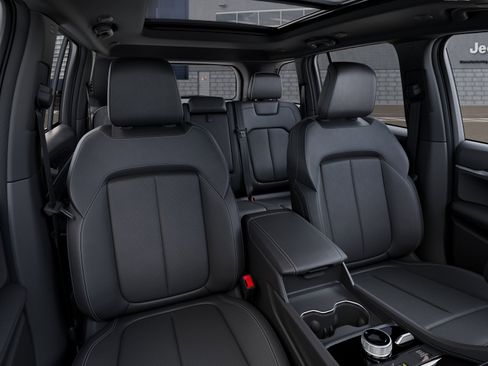New 2026 Jeep Grand Cherokee Limited AWD/4WD image 24