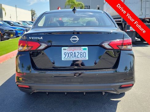 Used 2025 Nissan Versa SV w/ Trunk Package FWD image 31