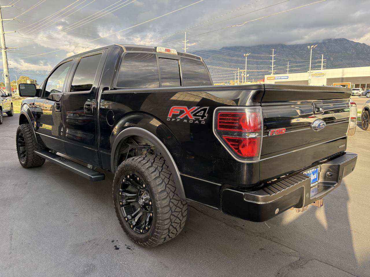 Used 2014 Ford F150 FX4 w/ Equipment Group 402A Luxury AWD/4WD image 7