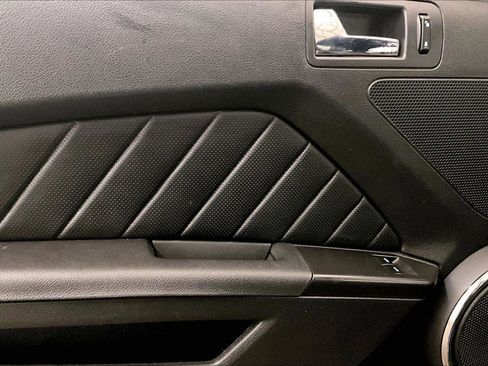 Used 2012 Ford Mustang GT Premium w/ Brembo Brake Pkg image 23