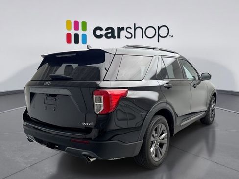 Used 2023 Ford Explorer XLT w/ Equipment Group 202A AWD/4WD image 5