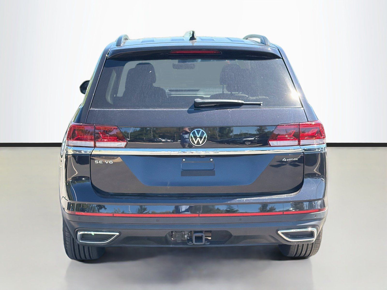Used 2023 Volkswagen Atlas SE w/ Panoramic Sunroof Package AWD/4WD image 6