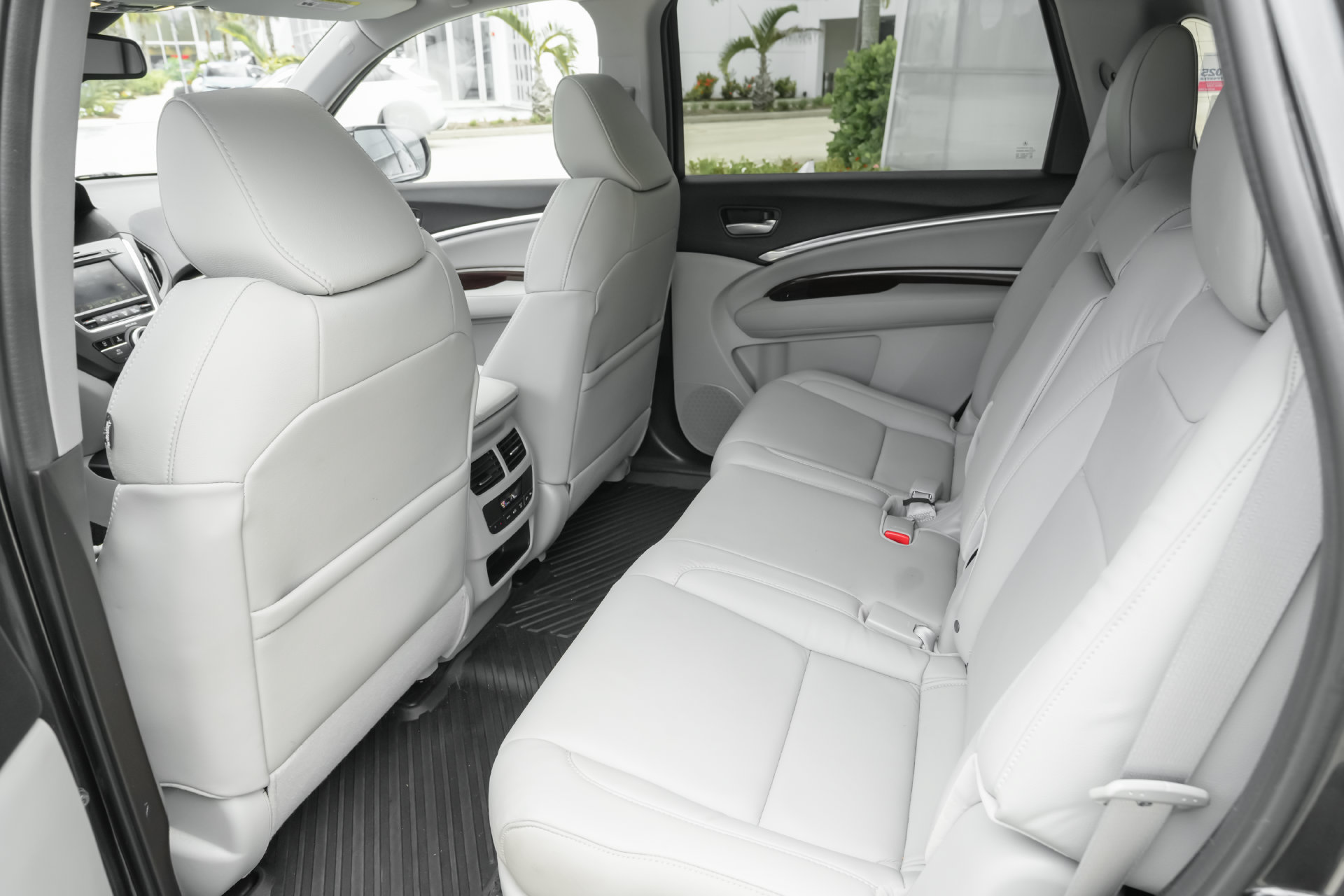 Used 2014 Acura MDX w/ Technology Package AWD/4WD image 4