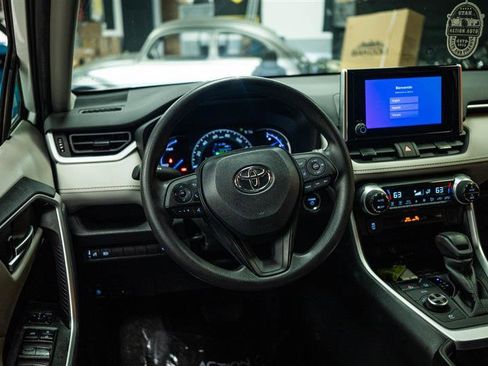 Used 2023 Toyota RAV4 XLE w/ Convenience Package AWD/4WD image 17