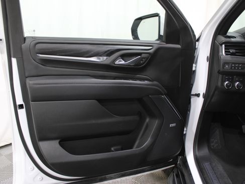 Used 2024 GMC Yukon Denali image 6