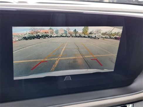 New 2025 Buick Envista Avenir image 23