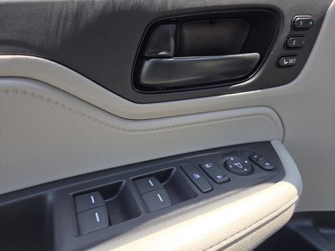 Certified 2026 Honda Odyssey EX-L image 32
