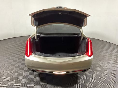 Used 2014 Cadillac XTS Premium FWD image 17