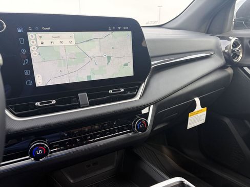 New 2027 Chevrolet Equinox LT w/ Convenience Package II FWD image 31