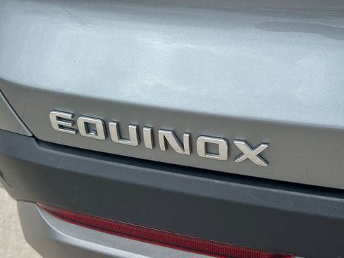 Used 2025 Chevrolet Equinox LT w/ Convenience Package II FWD image 12