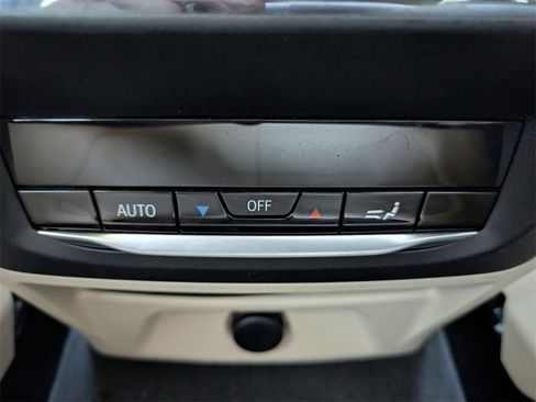 Used 2018 BMW X3 xDrive30i image 5