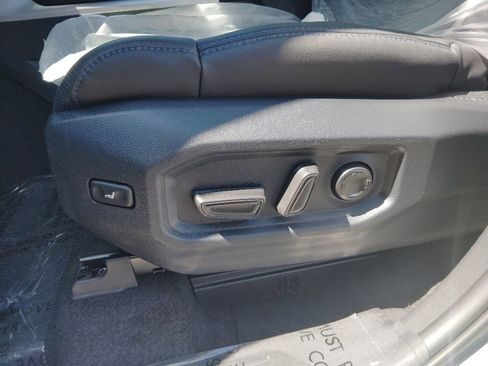 New 2026 Toyota Tundra Platinum AWD/4WD image 16