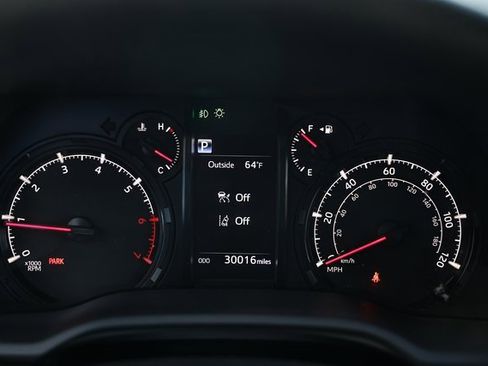 Used 2024 Toyota 4Runner SR5 Premium image 33