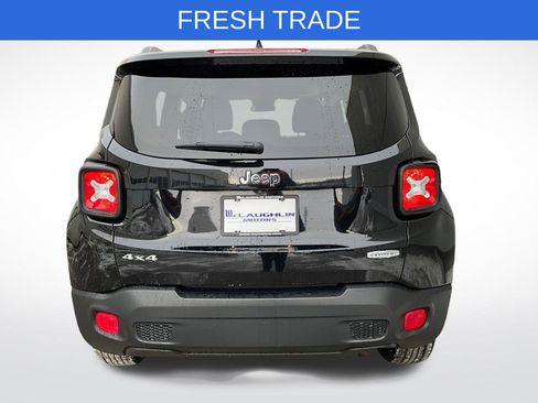 Used 2017 Jeep Renegade Latitude image 4