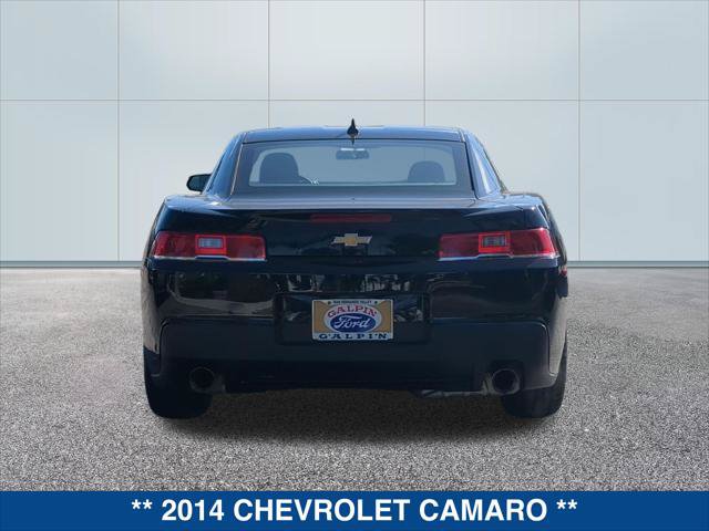 Used 2014 Chevrolet Camaro LS RWD image 4