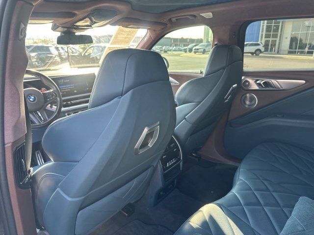 Used 2023 BMW XM AWD/4WD image 25