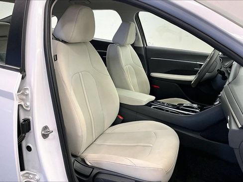 Used 2023 Hyundai Sonata SEL FWD image 6