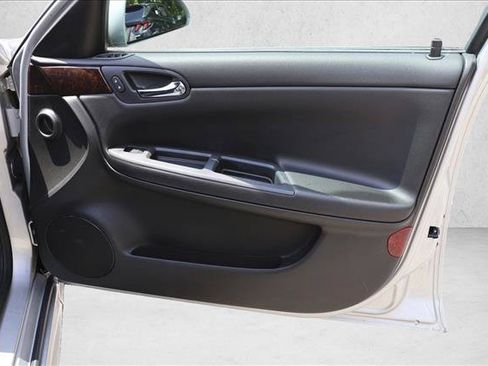 Used 2014 Chevrolet Impala Limited LS FWD image 27