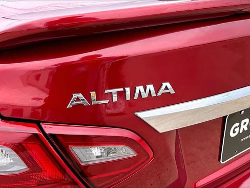 Used 2018 Nissan Altima 2.5 SV w/ 2.5 SV Technology Package FWD image 29