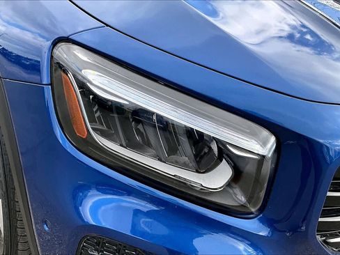 Used 2025 Mercedes-Benz GLB 250 image 28