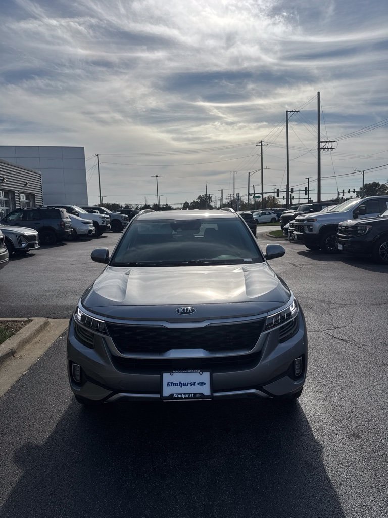 Used 2021 Kia Seltos SX w/ SX Sunroof Package AWD/4WD image 3