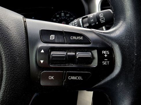 Used 2016 Kia Sorento AWD w/ LX Convenience Package image 16