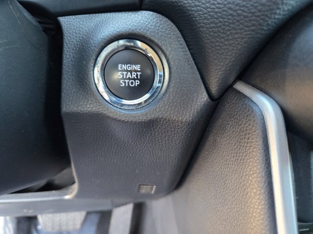 Certified 2025 Toyota RAV4 XLE FWD image 19