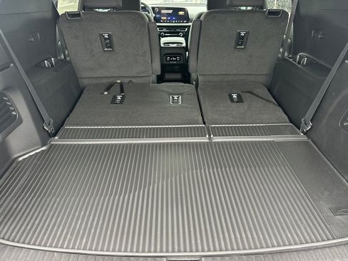 New 2026 Chevrolet Traverse LT w/ Midnight/Sport Edition image 17