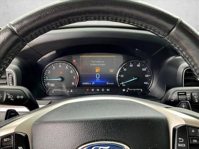 Used 2020 Ford Explorer XLT w/ Equipment Group 202A AWD/4WD image 18