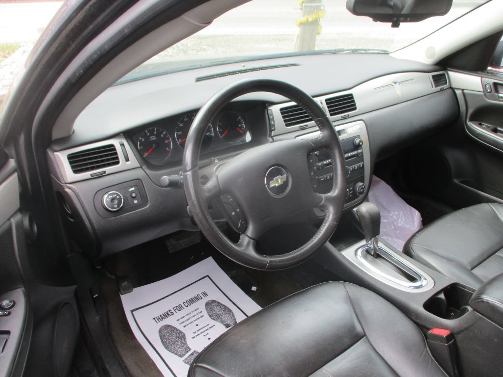 Used 2008 Chevrolet Impala LT w/ Luxury Edition Package FWD image 7