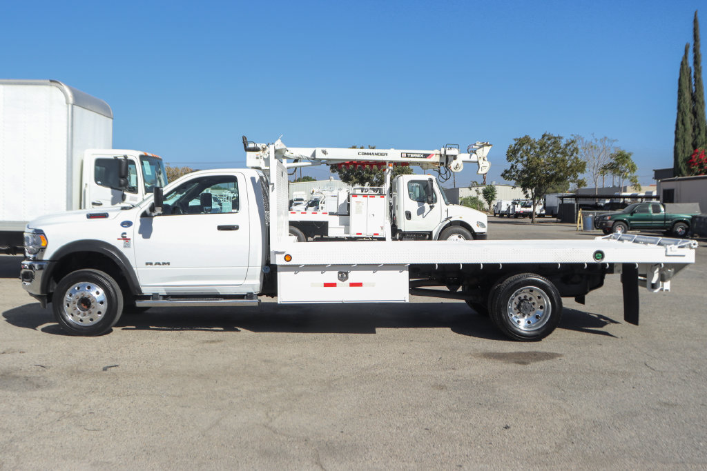 Used 2019 RAM 5500 Tradesman RWD image 5