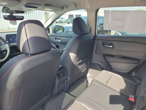 New 2026 Nissan Rogue SV AWD/4WD image 24