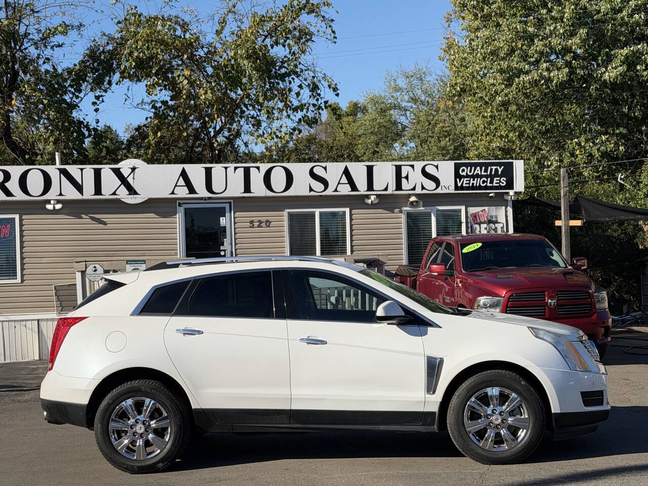 Used 2016 Cadillac SRX Luxury FWD image 5