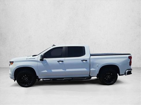 Used 2025 Chevrolet Silverado 1500 Custom w/ Turbomax Blackout Package RWD image 3