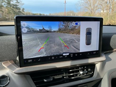 Used 2025 Ford Explorer Active image 19