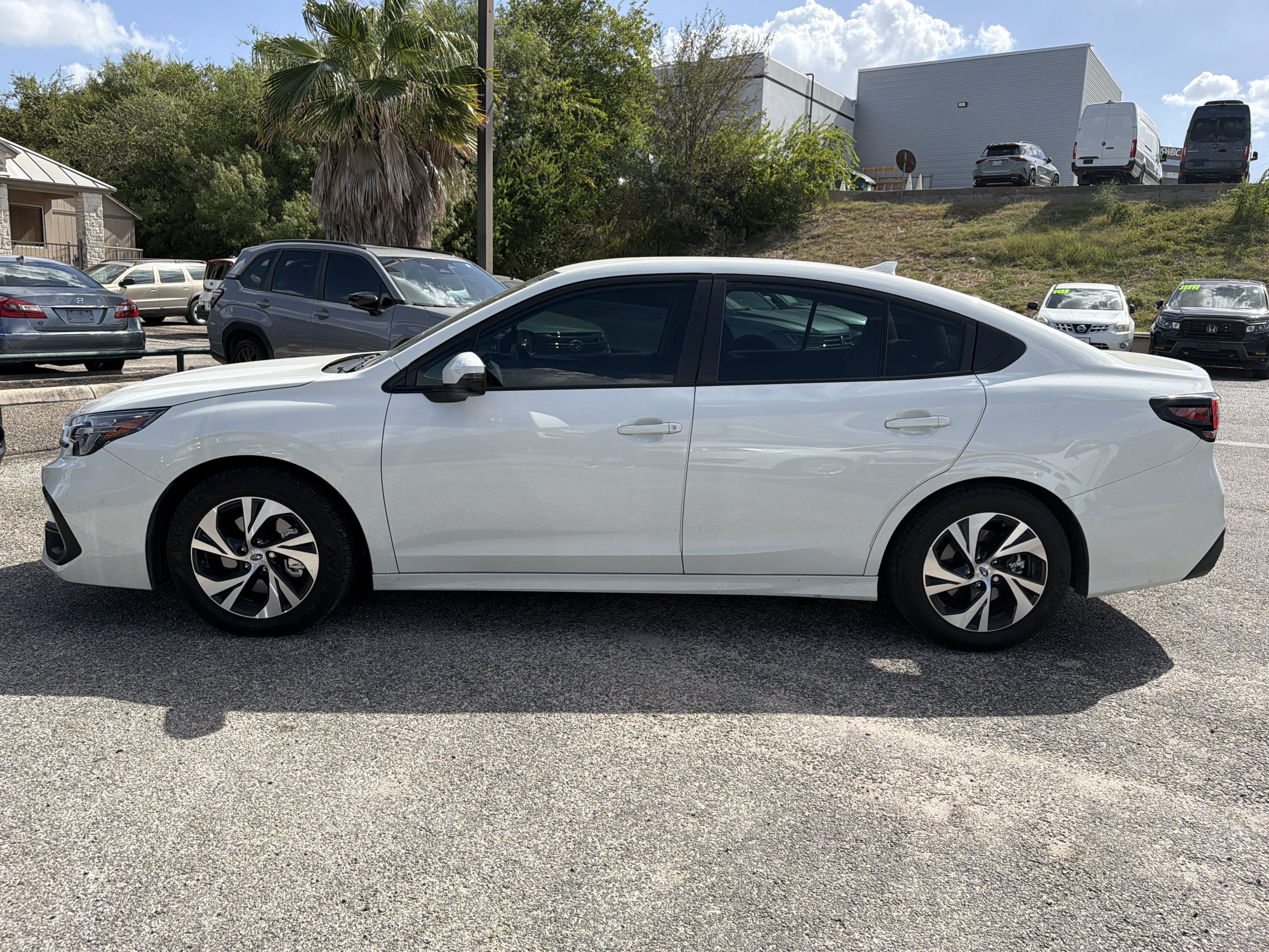Used 2025 Subaru Legacy Premium AWD/4WD image 6