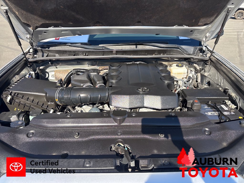 Certified 2019 Toyota 4Runner TRD Off-Road AWD/4WD image 29