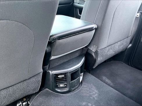 Used 2022 RAM 3500 Big Horn image 11