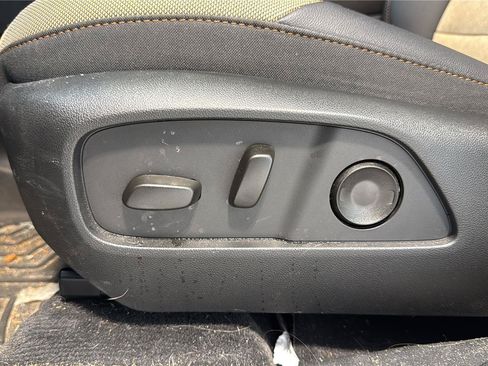 Used 2026 Chevrolet Equinox ACTIV w/ Safety and Technology Package FWD image 26