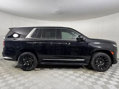 Used 2021 Cadillac Escalade Premium Luxury w/ LPO, Illumination Package AWD/4WD image 11