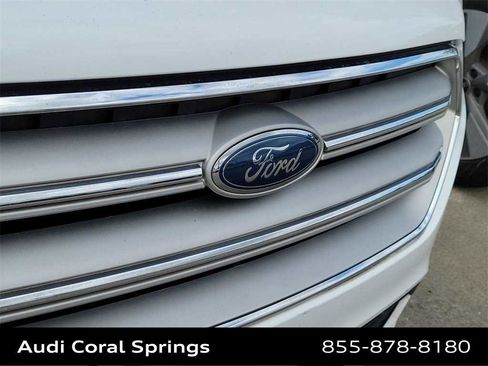 Used 2019 Ford Escape SE image 19