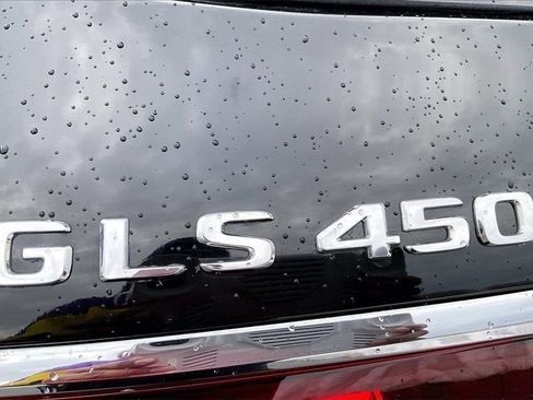 Used 2024 Mercedes-Benz GLS 450 4MATIC image 24