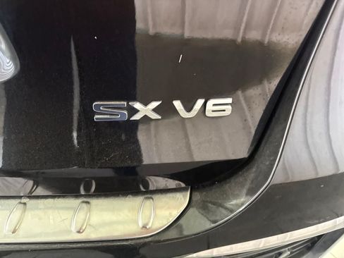 Used 2019 Kia Sorento SX FWD image 16