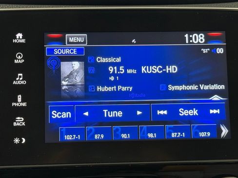 Used 2022 Honda CR-V Touring image 34