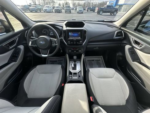Used 2023 Subaru Forester AWD/4WD image 20
