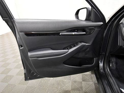 Certified 2024 Kia Seltos X-Line AWD/4WD image 13