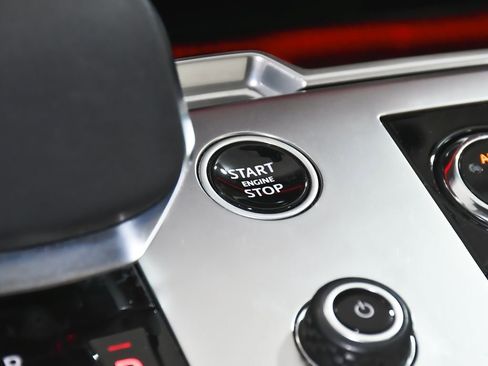Used 2023 Land Rover Range Rover SE AWD/4WD image 33