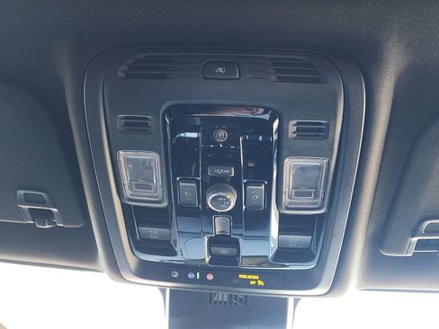 New 2026 GMC Yukon XL Denali w/ Denali Reserve Package image 44