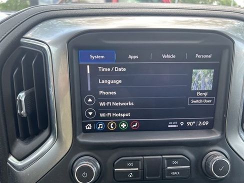 Used 2021 Chevrolet Silverado 1500 LT Trail Boss w/ Convenience Package II AWD/4WD image 24