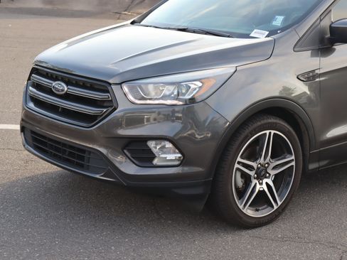 Used 2019 Ford Escape SEL FWD image 17